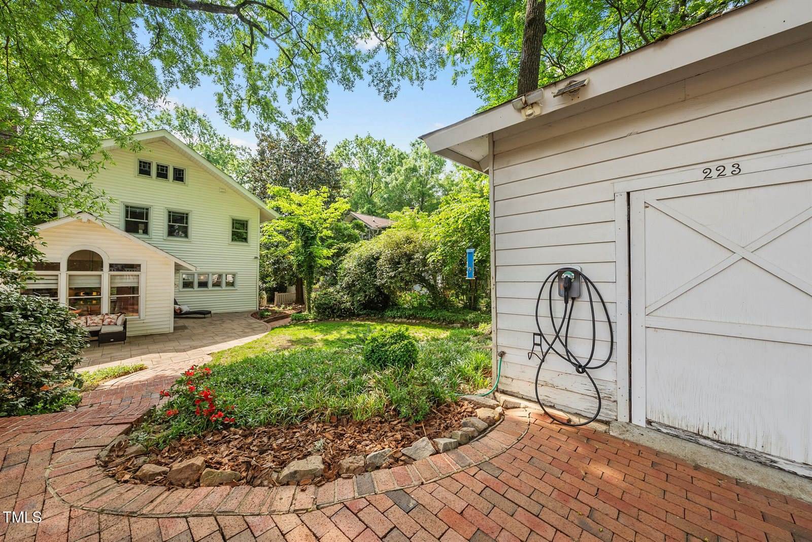 223 Hawthorne Road, Raleigh, NC 27605