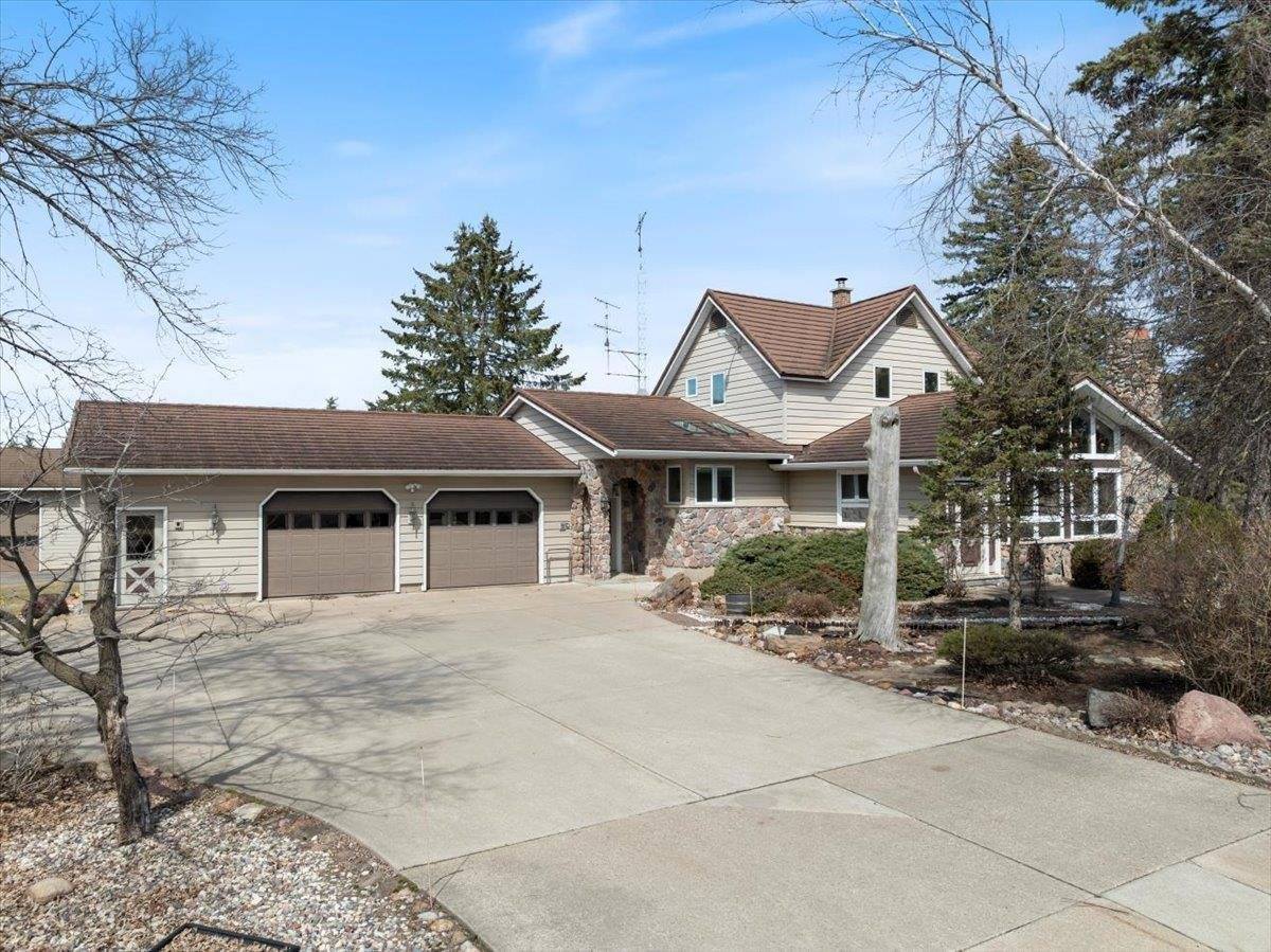 801 W Mc Millan Street, Marshfield, WI 54449