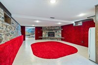 801 W Mc Millan Street, Marshfield, WI 54449