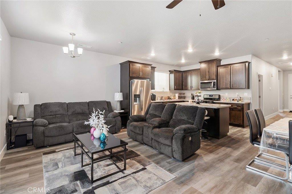 531 Barcelona Court, Merced, CA 95341