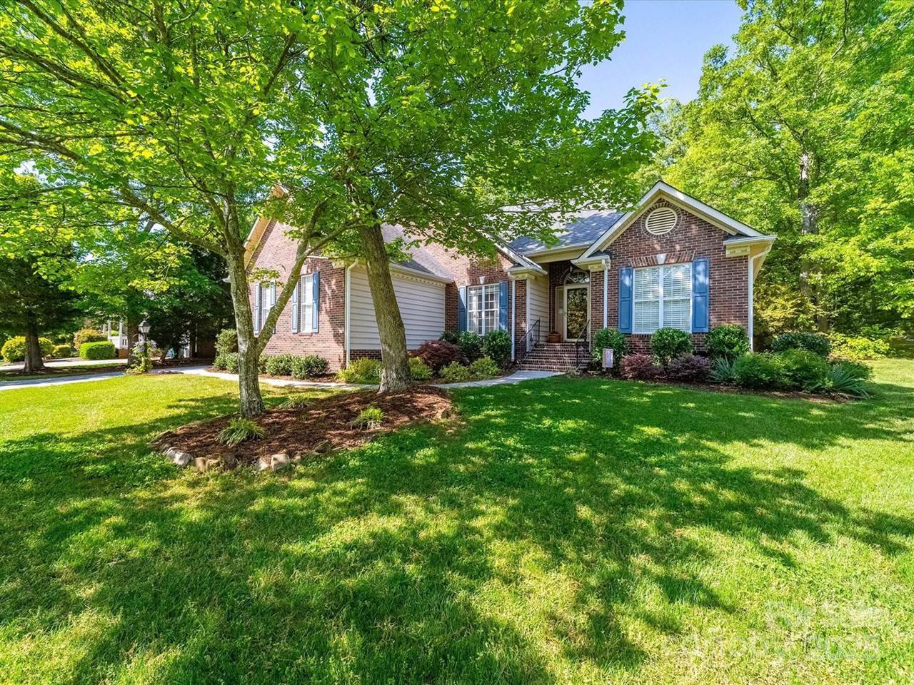 1257 Mill Race Lane, Matthews, NC 28104
