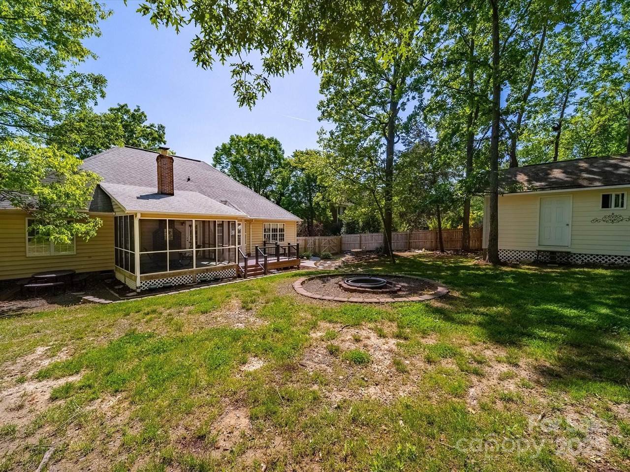 1257 Mill Race Lane, Matthews, NC 28104