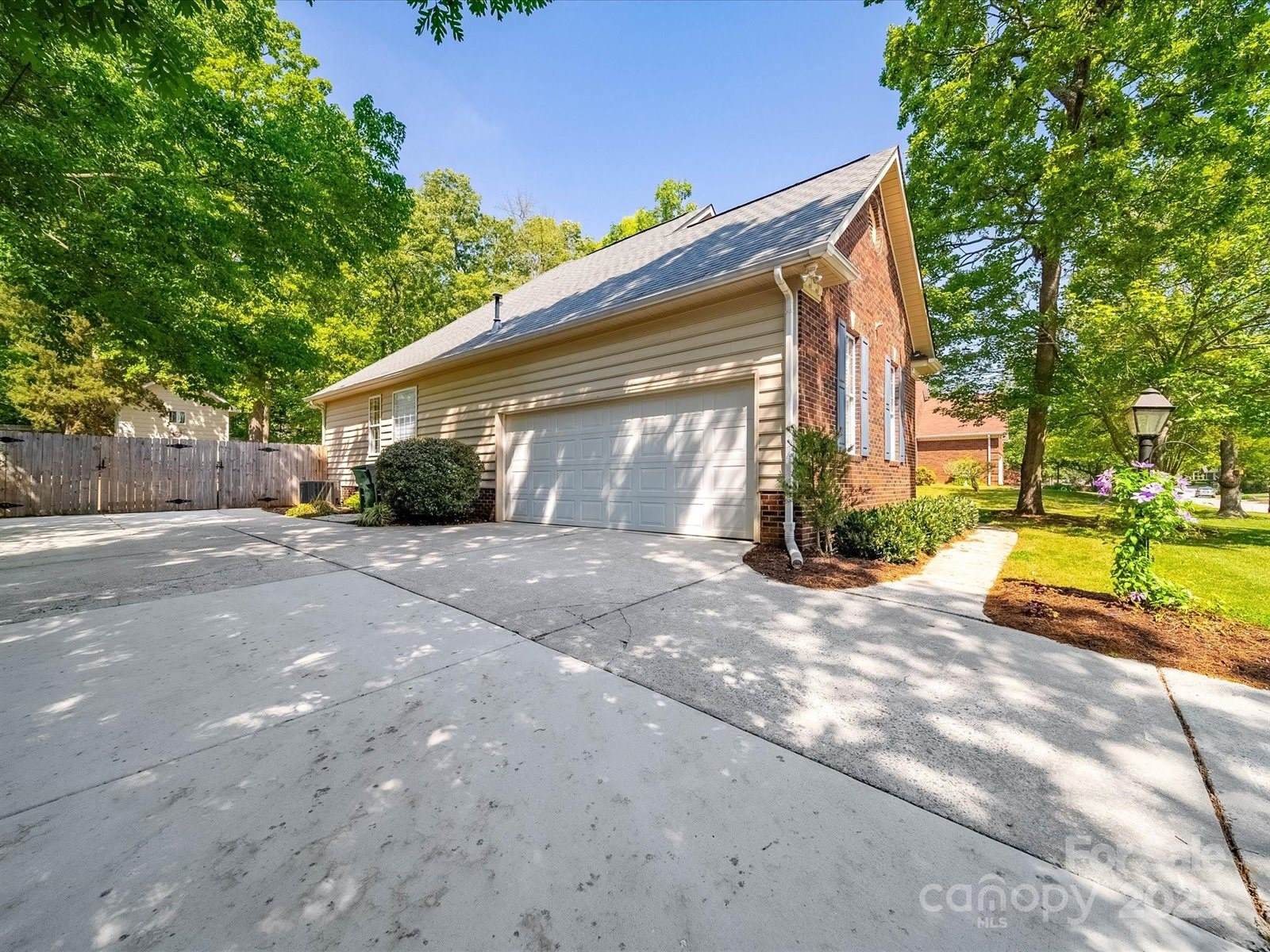 1257 Mill Race Lane, Matthews, NC 28104