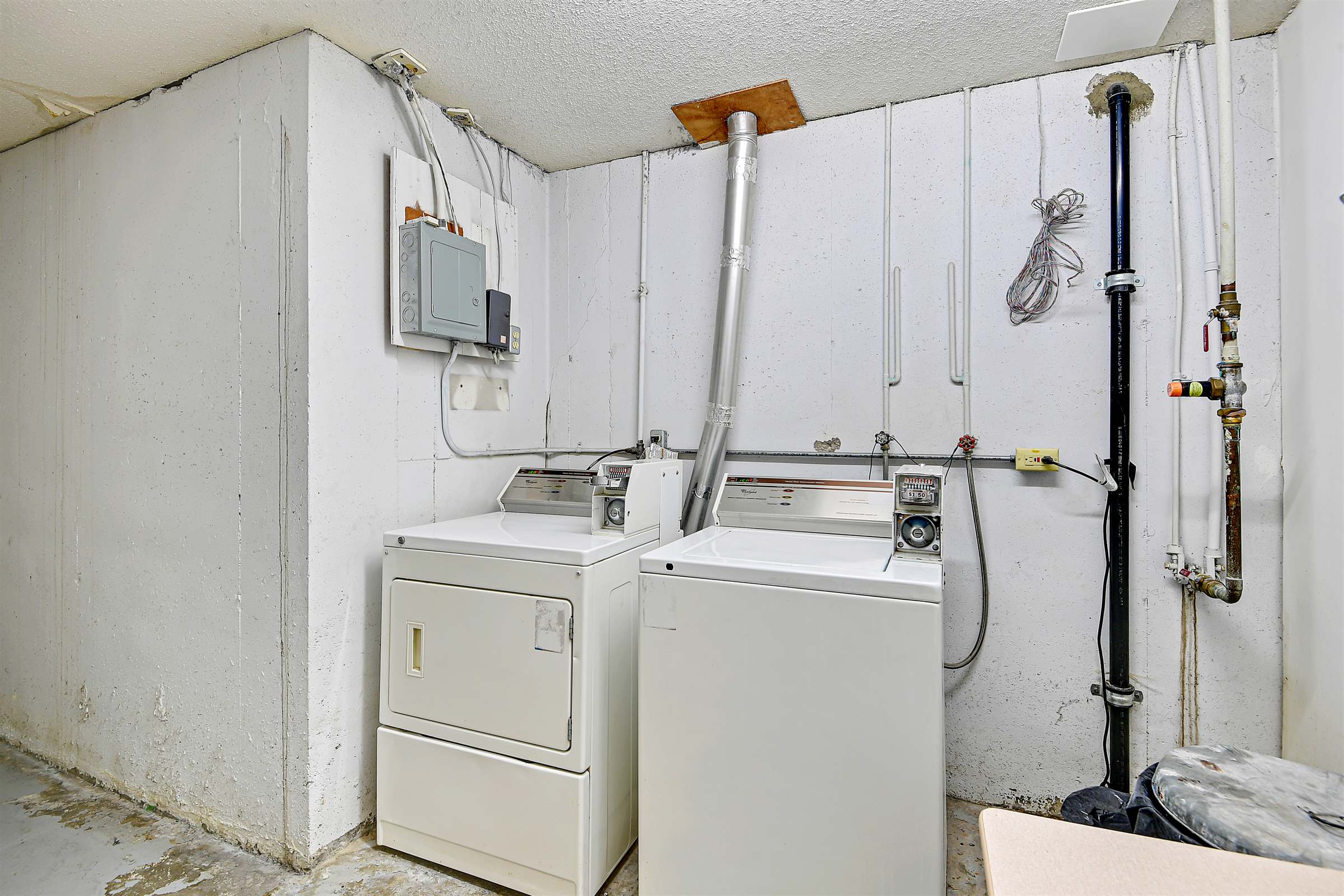 6638 W 109th Street, Unit #B, Overland Park, KS 66211