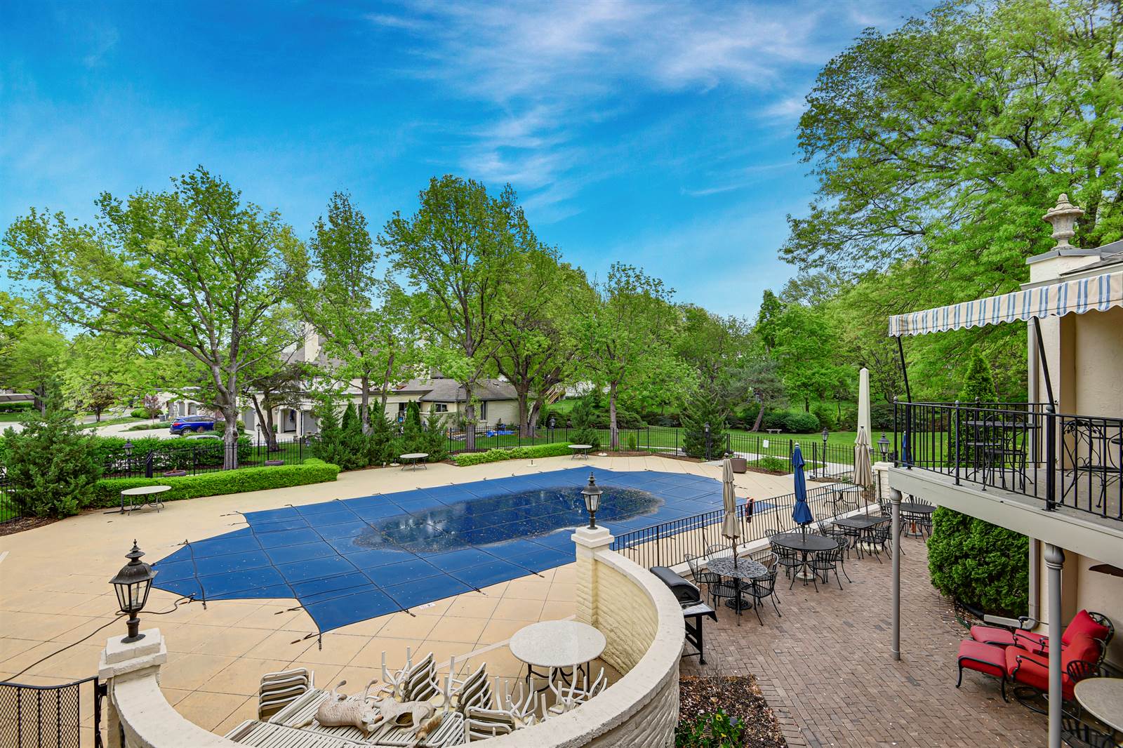 6638 W 109th Street, Unit #B, Overland Park, KS 66211