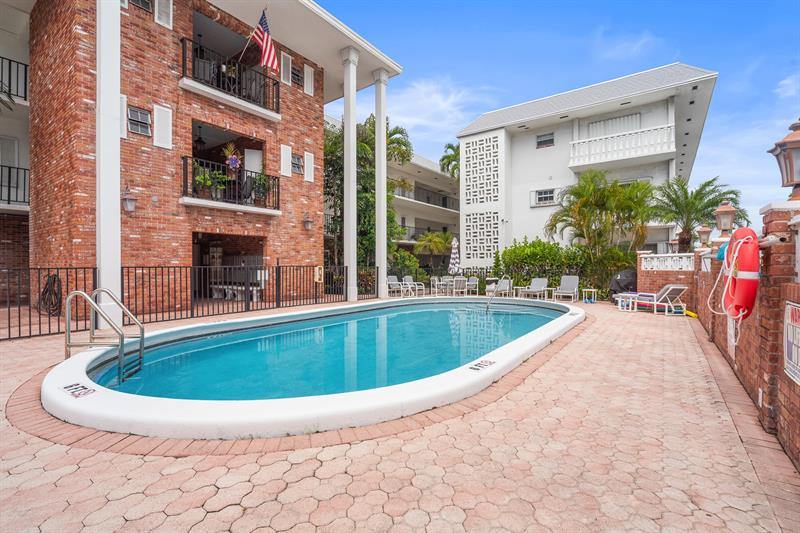 2500 NE 9th St 308, #308, Fort Lauderdale, FL 33304