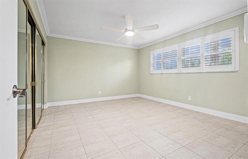 2500 NE 9th St 308, #308, Fort Lauderdale, FL 33304