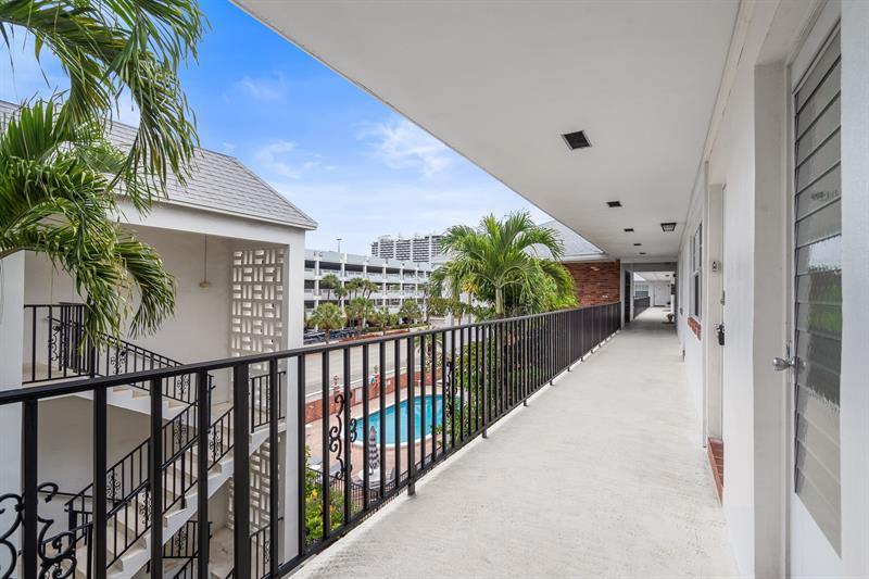 2500 NE 9th St 308, #308, Fort Lauderdale, FL 33304