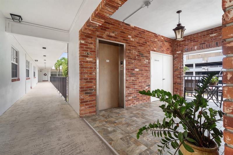 2500 NE 9th St 308, #308, Fort Lauderdale, FL 33304