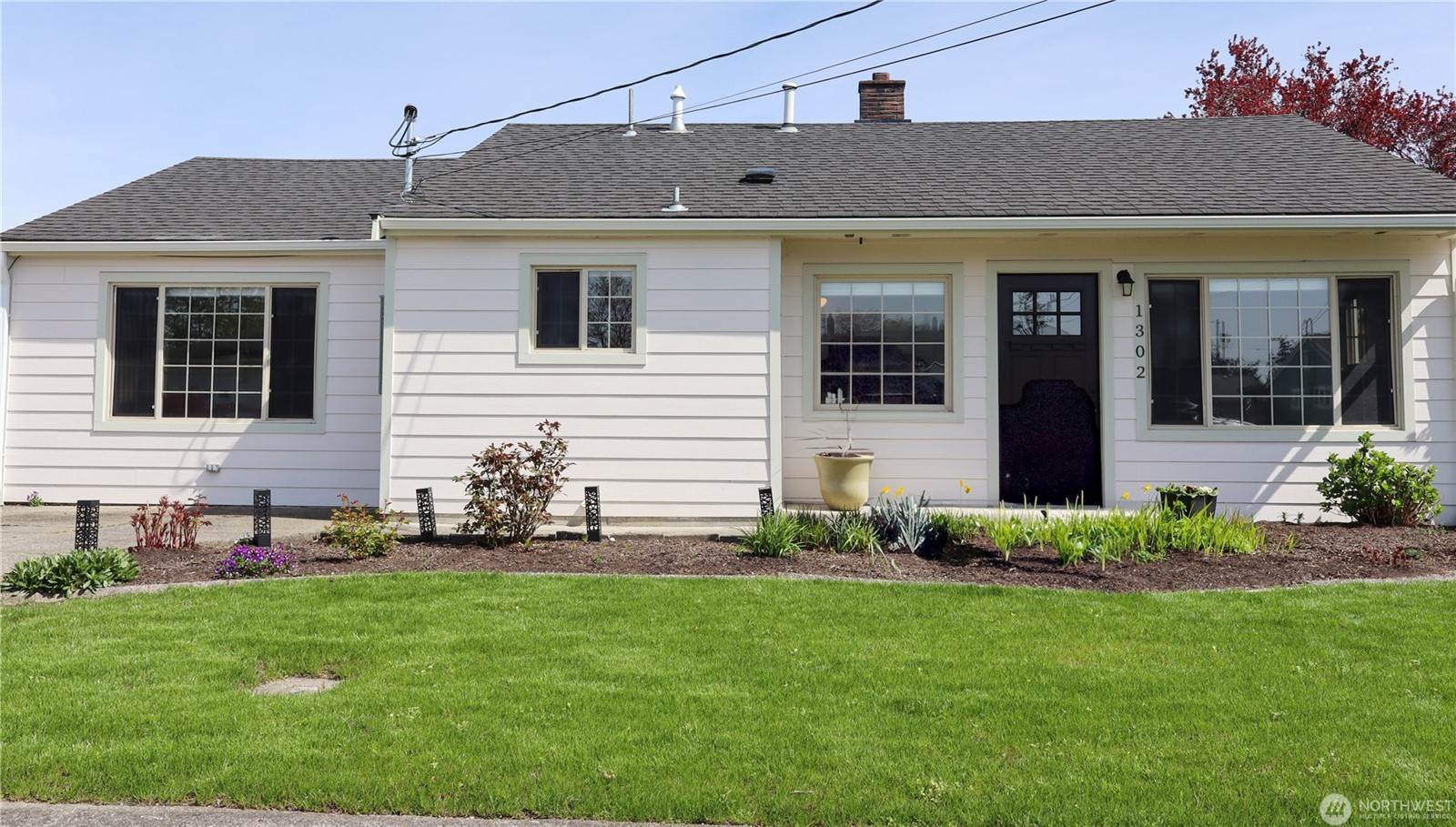 1302 S 15th ST, Mount Vernon, WA 98274