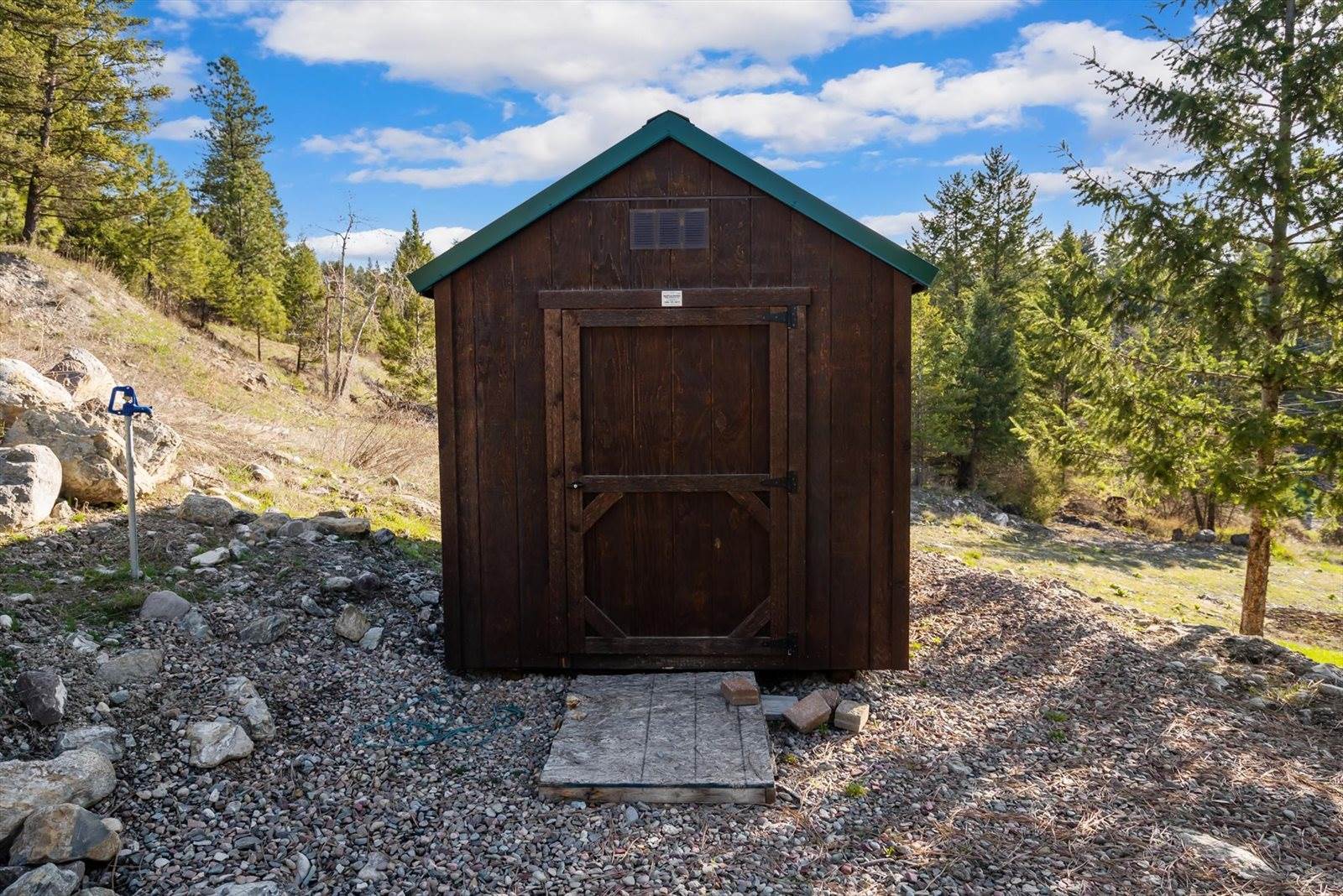 283 and 275 Boon Road, Somers, MT 59932