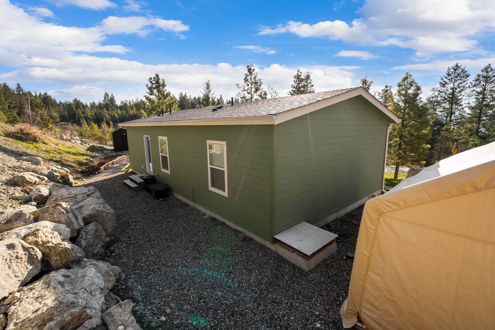 283 and 275 Boon Road, Somers, MT 59932