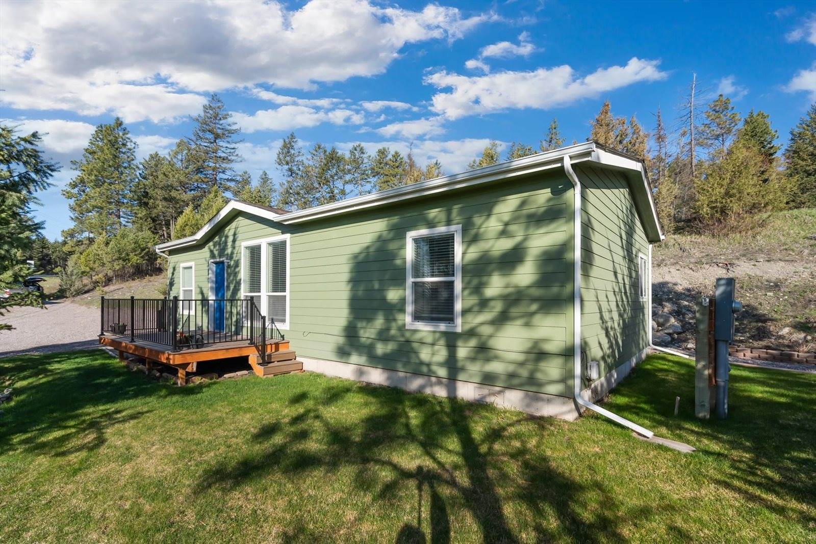 283 and 275 Boon Road, Somers, MT 59932
