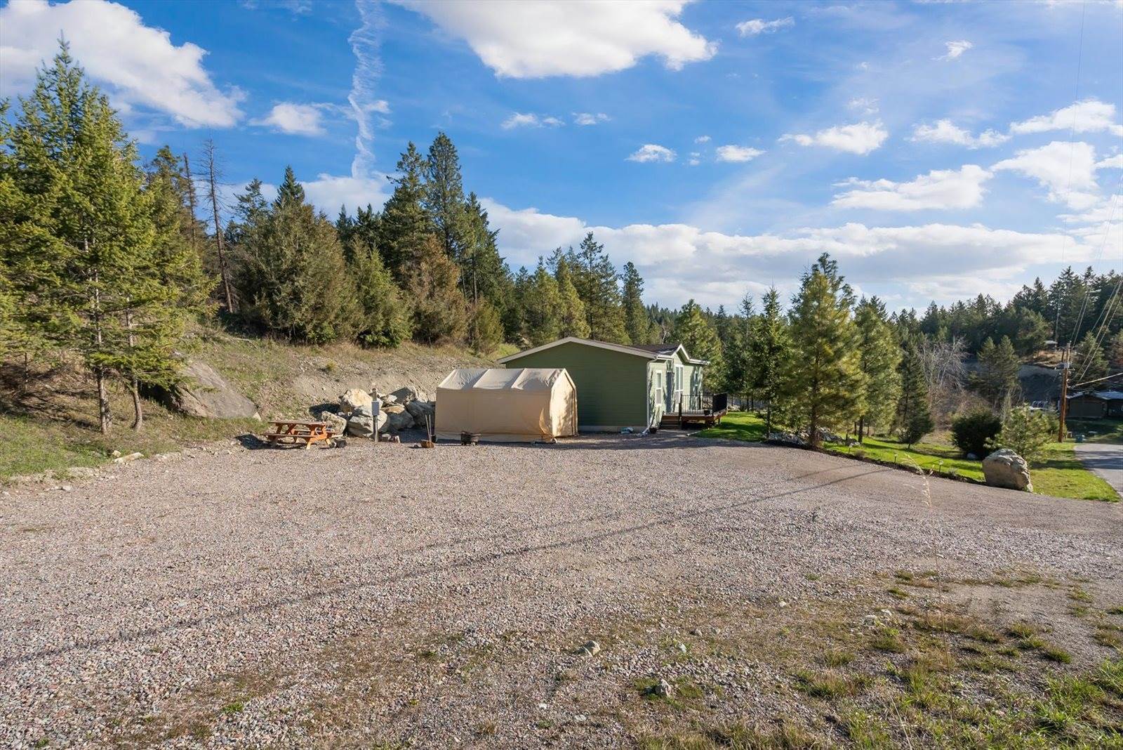 283 and 275 Boon Road, Somers, MT 59932