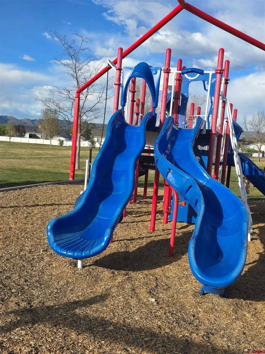 1957 Sara E Lane, Montrose, CO 81401