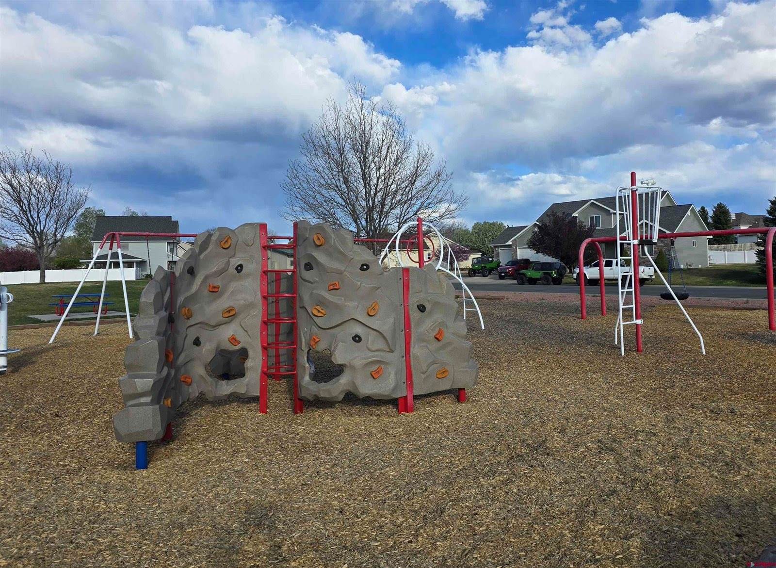 1957 Sara E Lane, Montrose, CO 81401