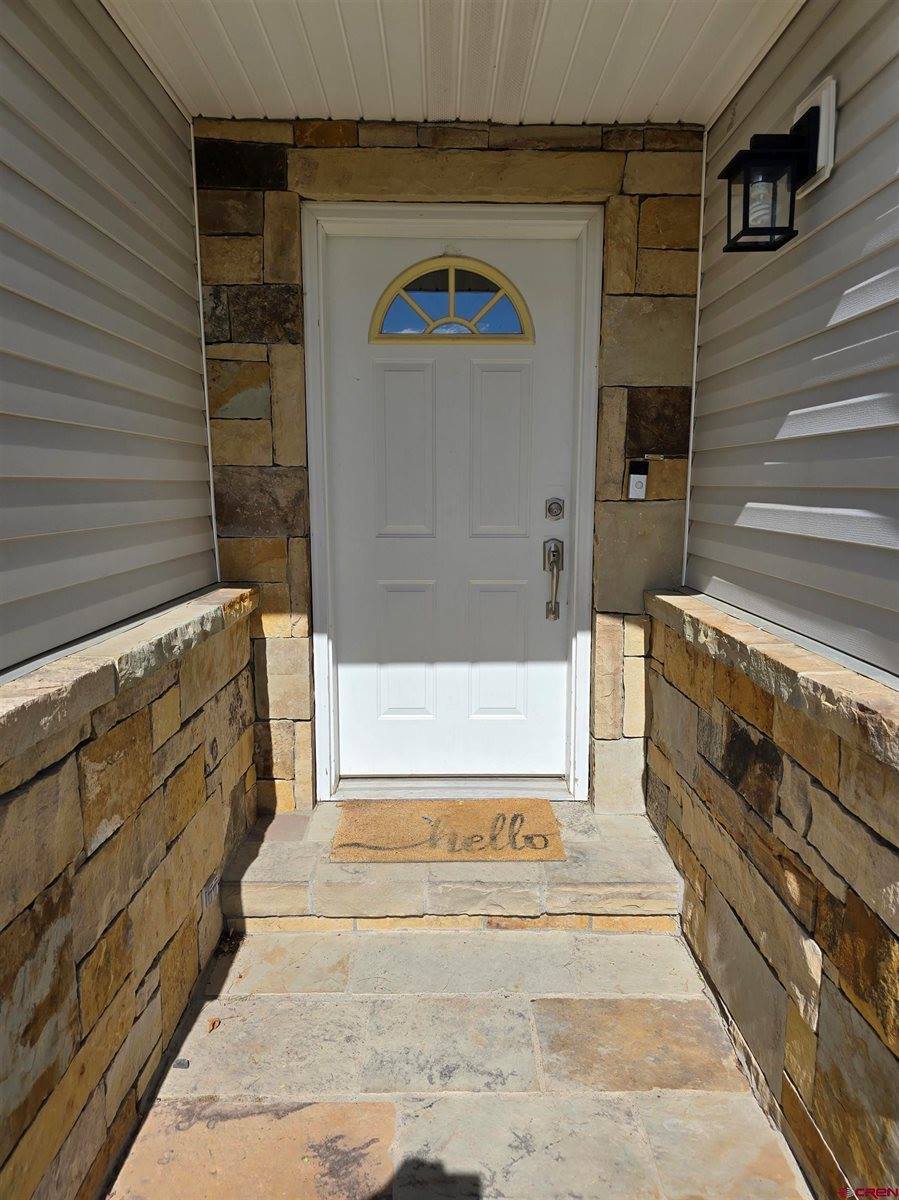 1957 Sara E Lane, Montrose, CO 81401