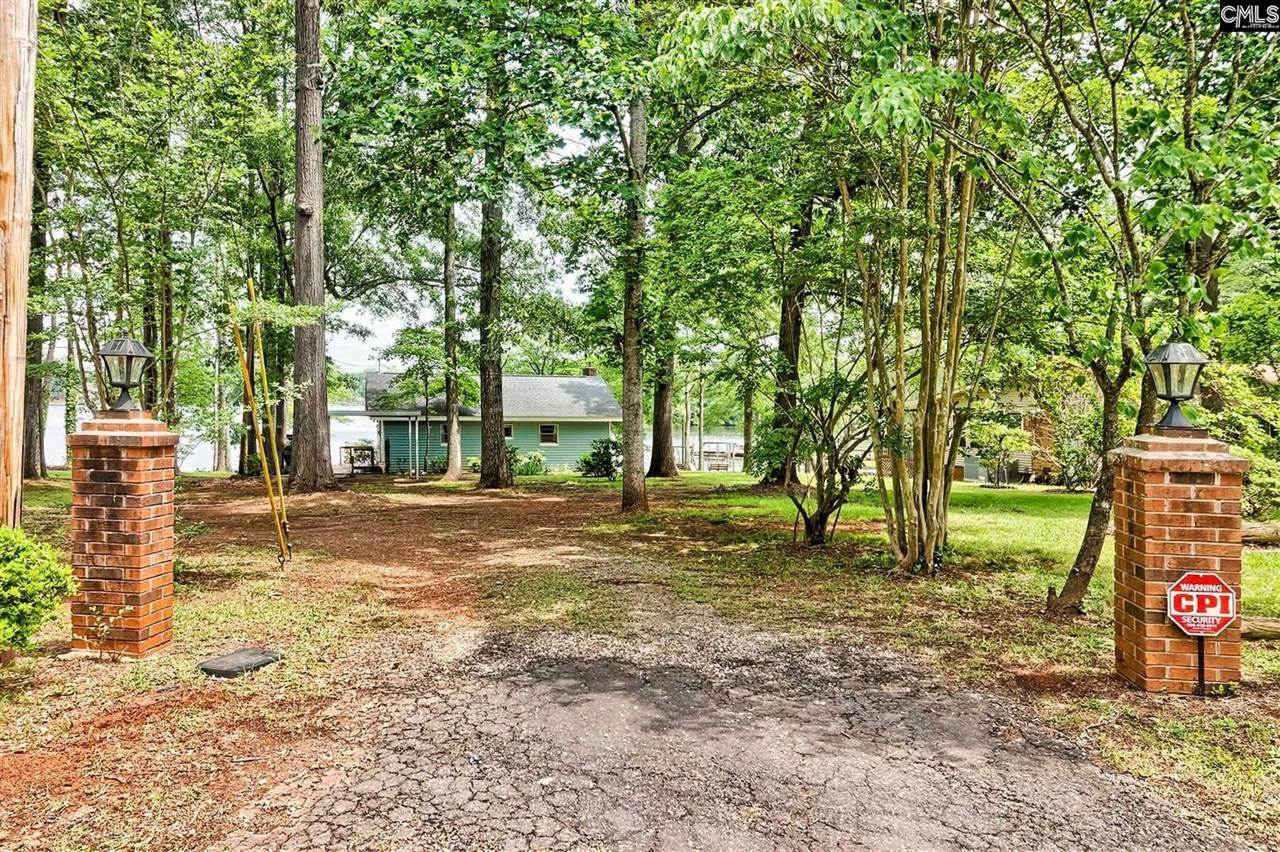 222 Watkins Point, Batesburg, SC 29006