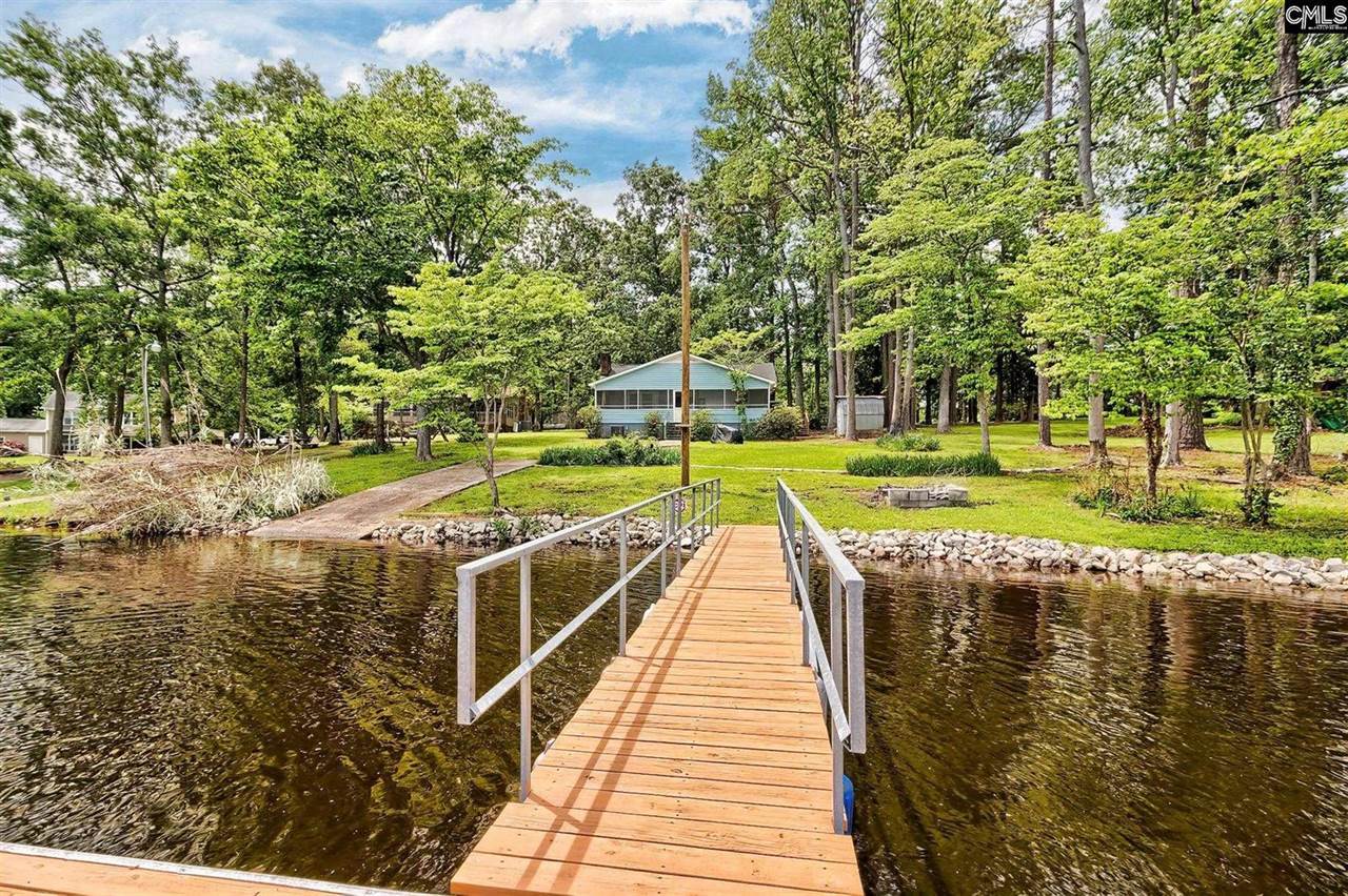 222 Watkins Point, Batesburg, SC 29006