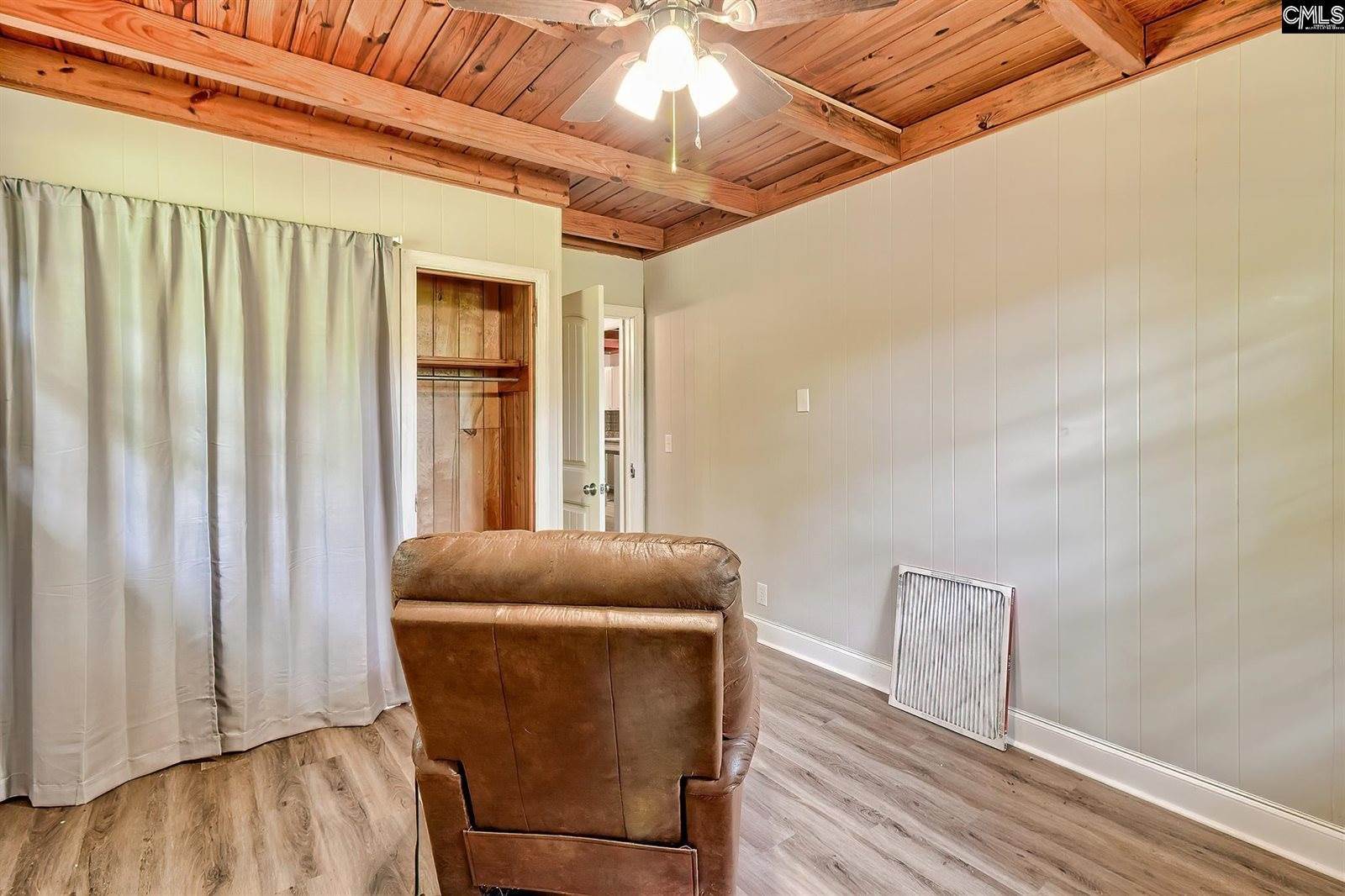 222 Watkins Point, Batesburg, SC 29006