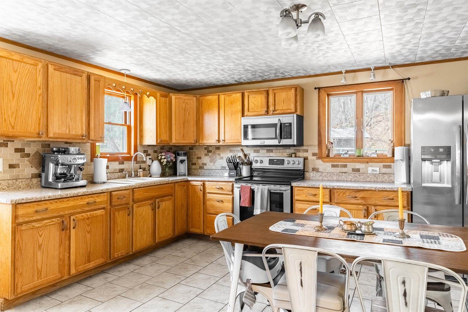 103 Margin Street, Orono, ME 04473