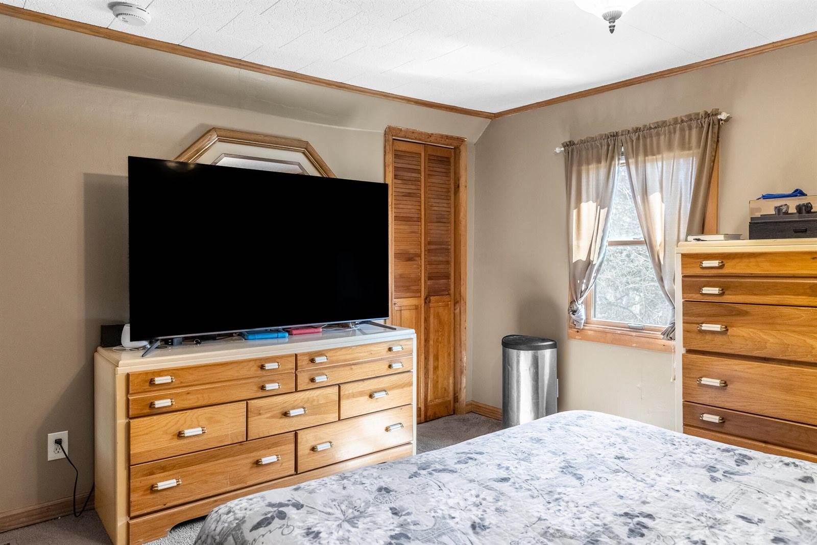 103 Margin Street, Orono, ME 04473