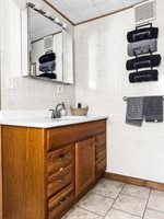 103 Margin Street, Orono, ME 04473