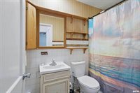 3303 40TH Street, Moline, IL 61265