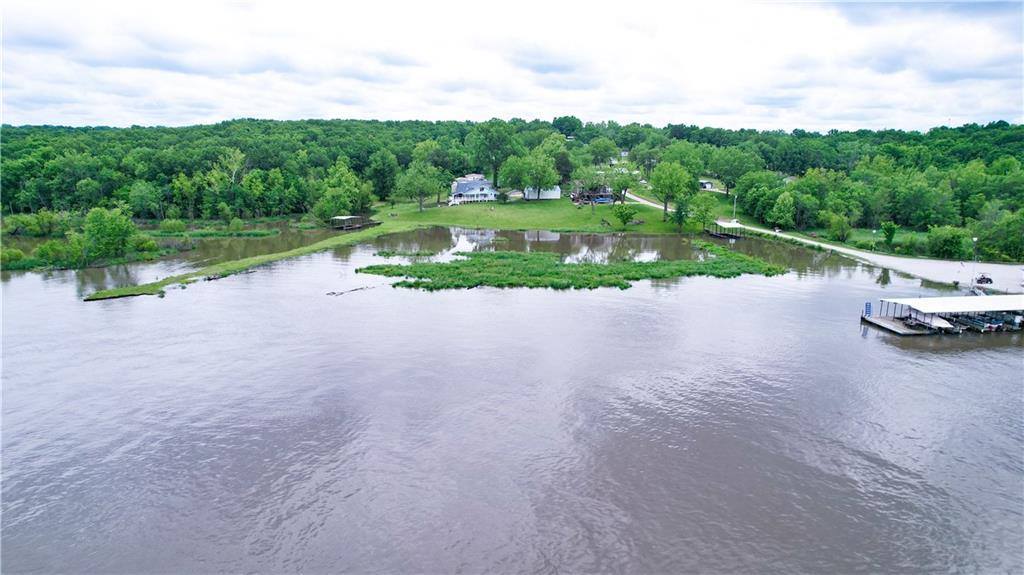 28572 Ochre Street, Warsaw, MO 65355