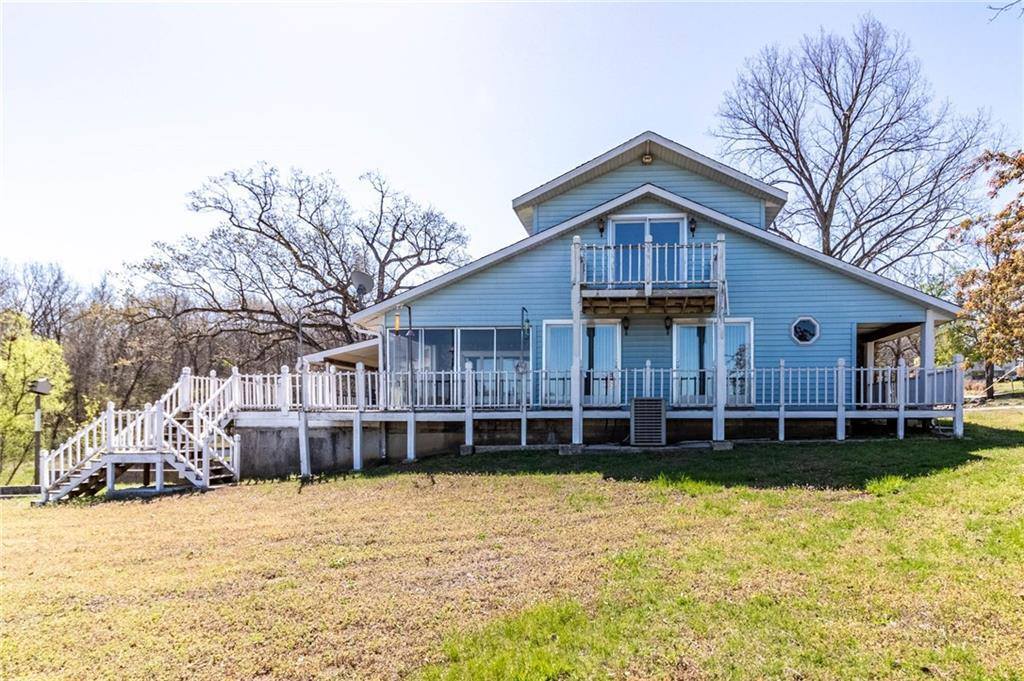 28572 Ochre Street, Warsaw, MO 65355