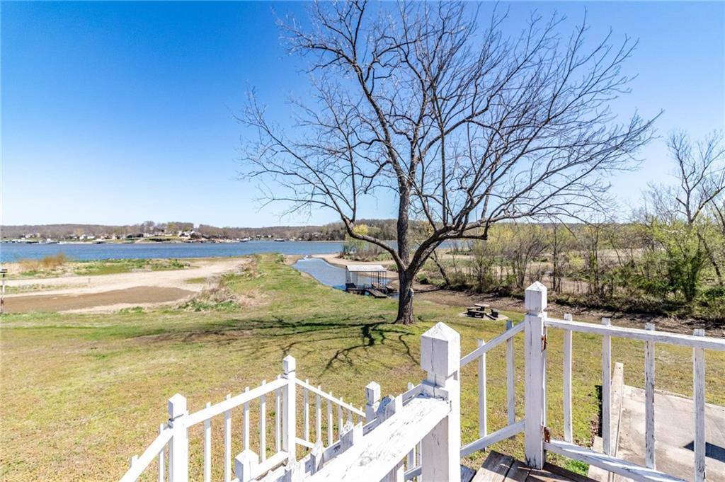 28572 Ochre Street, Warsaw, MO 65355