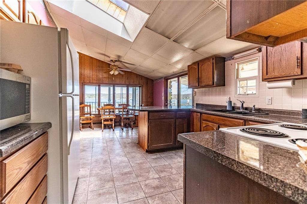 28572 Ochre Street, Warsaw, MO 65355