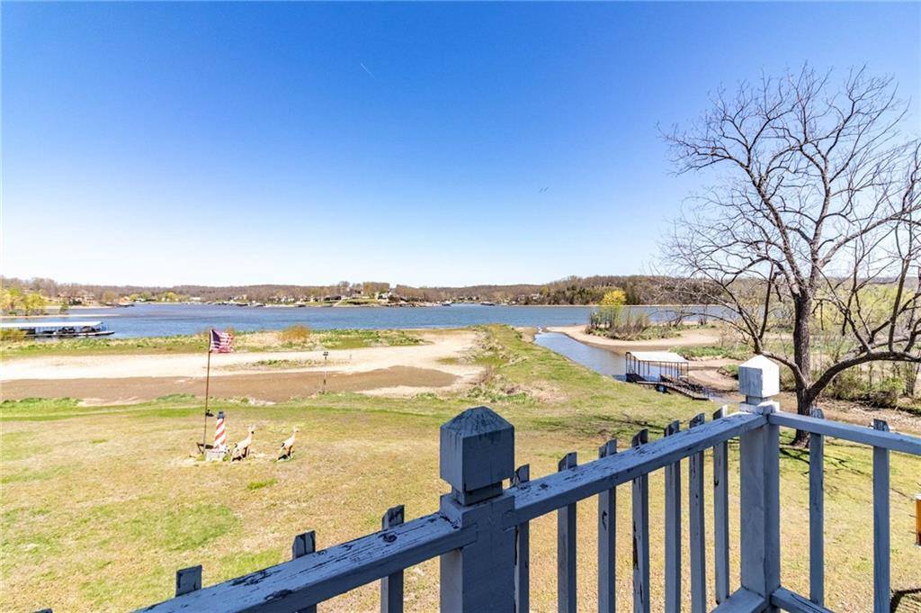 28572 Ochre Street, Warsaw, MO 65355