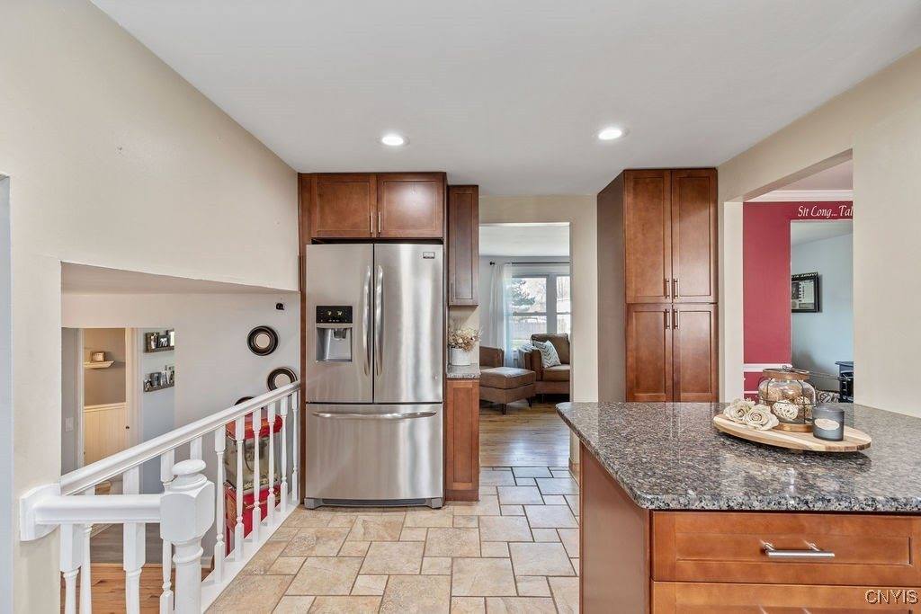 5072 Hackberry Lane, Clay, NY 13041