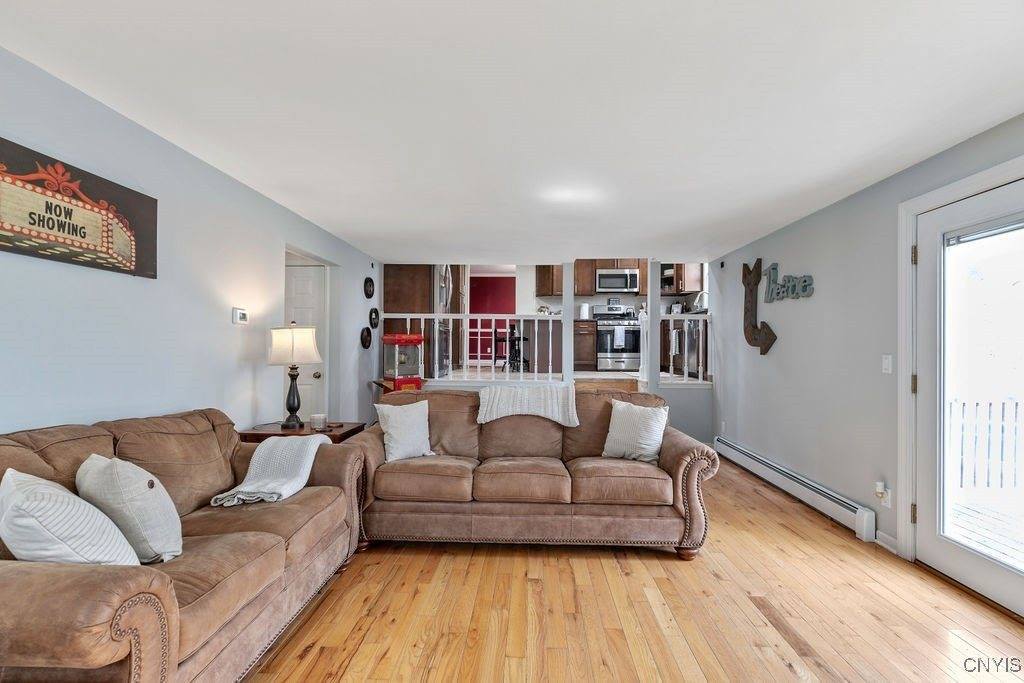 5072 Hackberry Lane, Clay, NY 13041