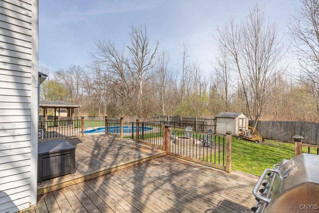 5072 Hackberry Lane, Clay, NY 13041