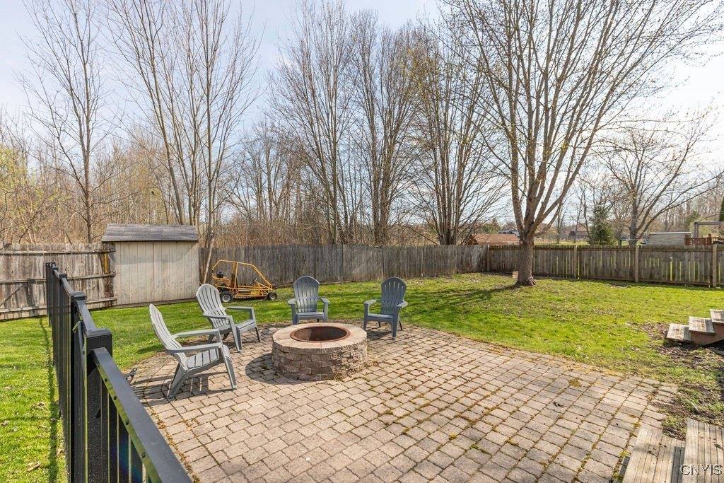 5072 Hackberry Lane, Clay, NY 13041