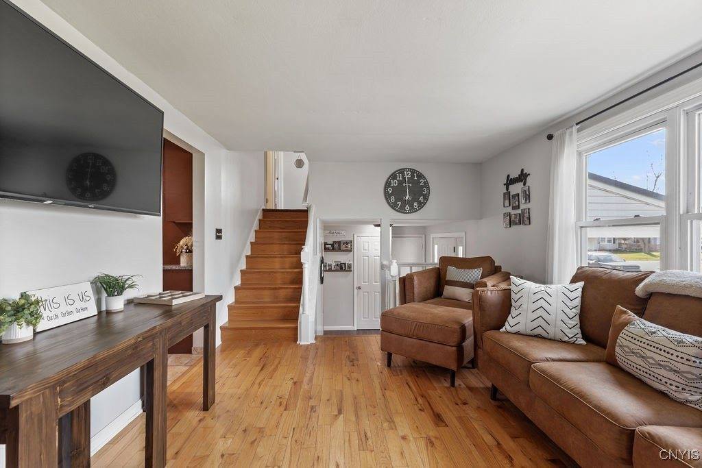 5072 Hackberry Lane, Clay, NY 13041