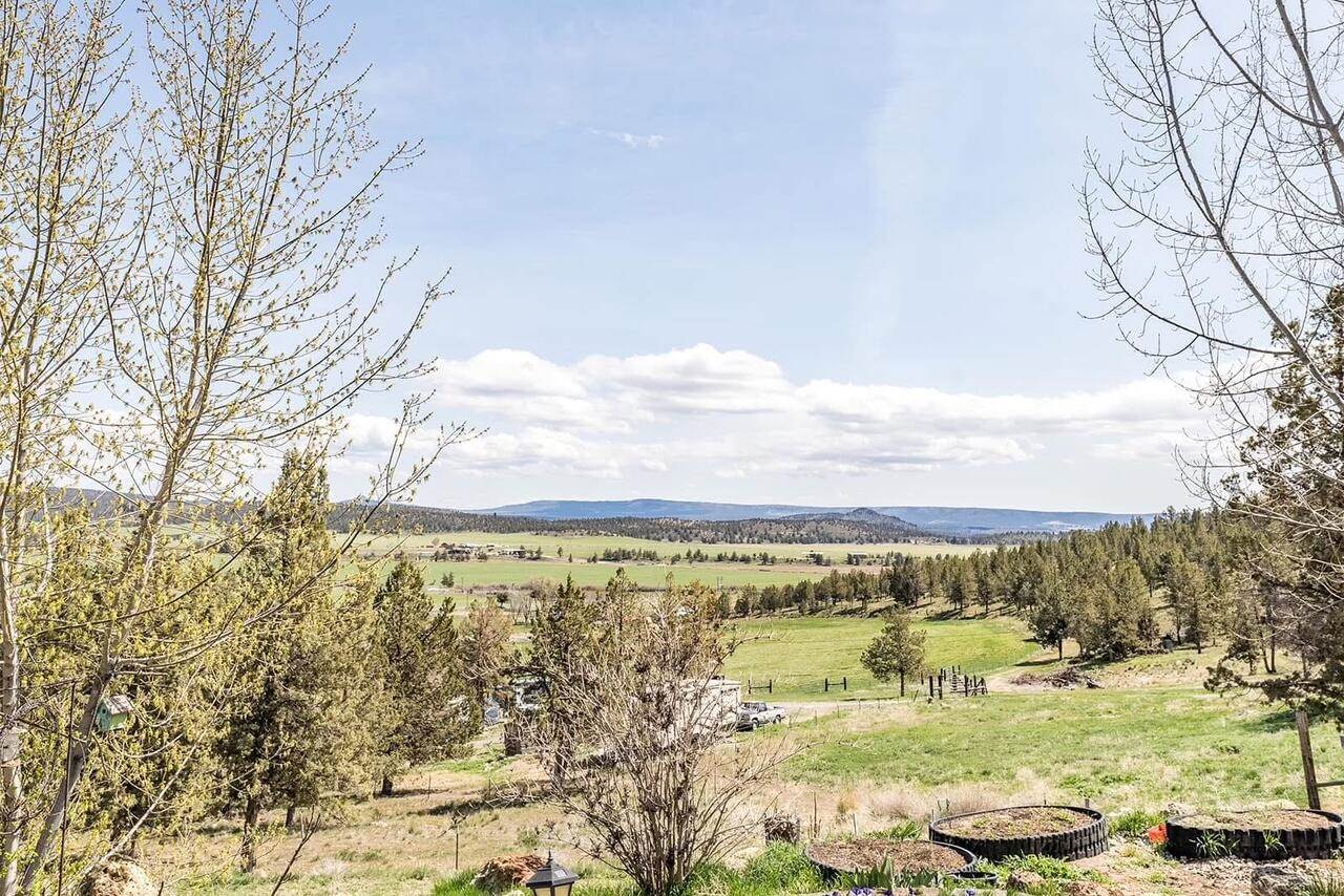 8314 NW Newell Lane, Prineville, OR 97754