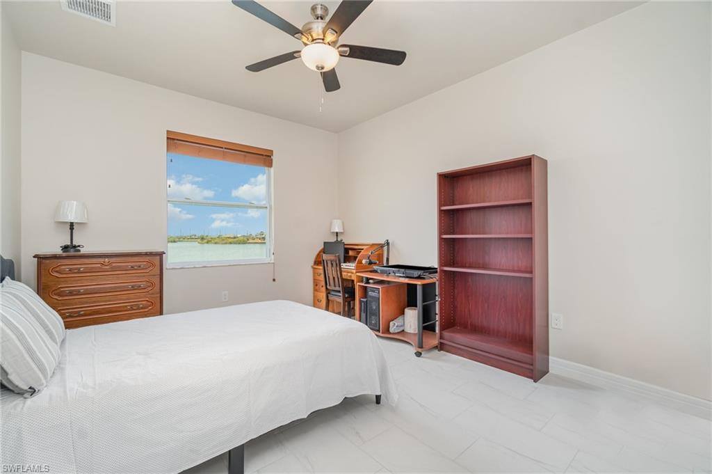 346 NW 25th Ter, Cape Coral, FL 33993