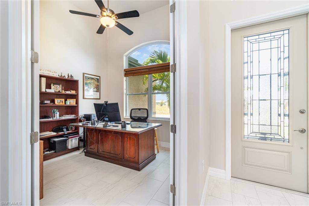 346 NW 25th Ter, Cape Coral, FL 33993