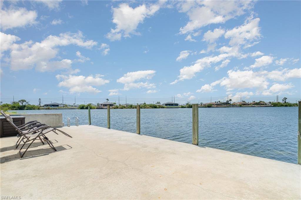 346 NW 25th Ter, Cape Coral, FL 33993