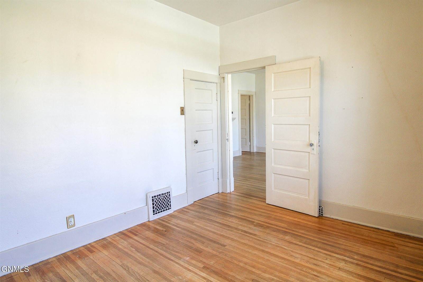 803 N 11th Street, Bismarck, ND 58501