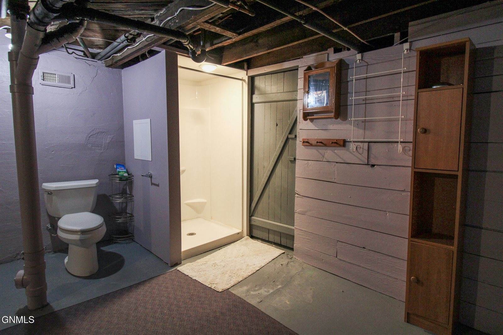 803 N 11th Street, Bismarck, ND 58501