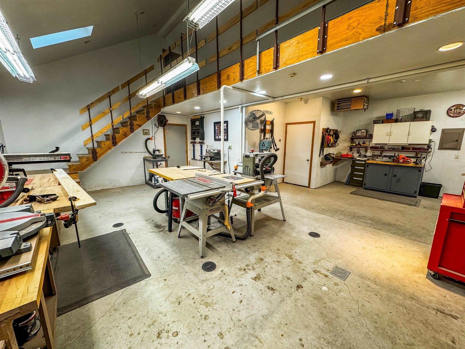 2072 South Lake Michigan Drive, Sturgeon Bay, WI 54235