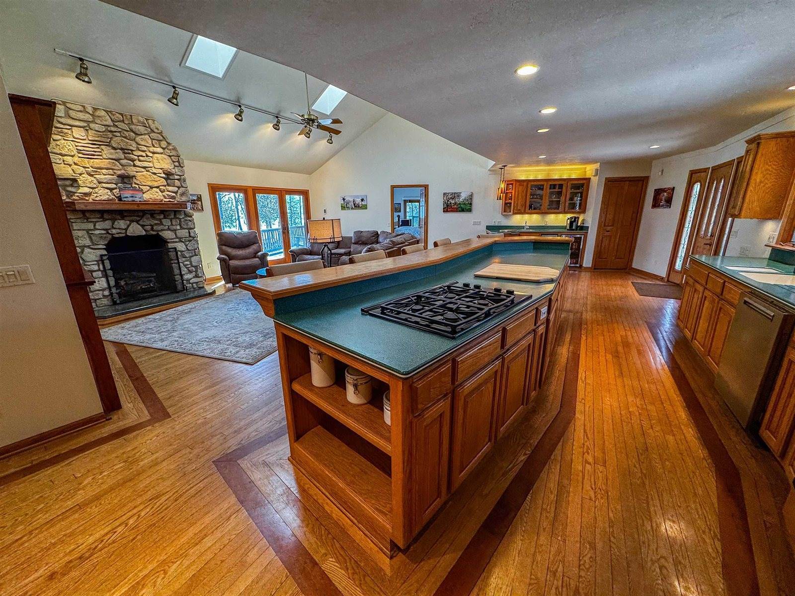 2072 South Lake Michigan Drive, Sturgeon Bay, WI 54235