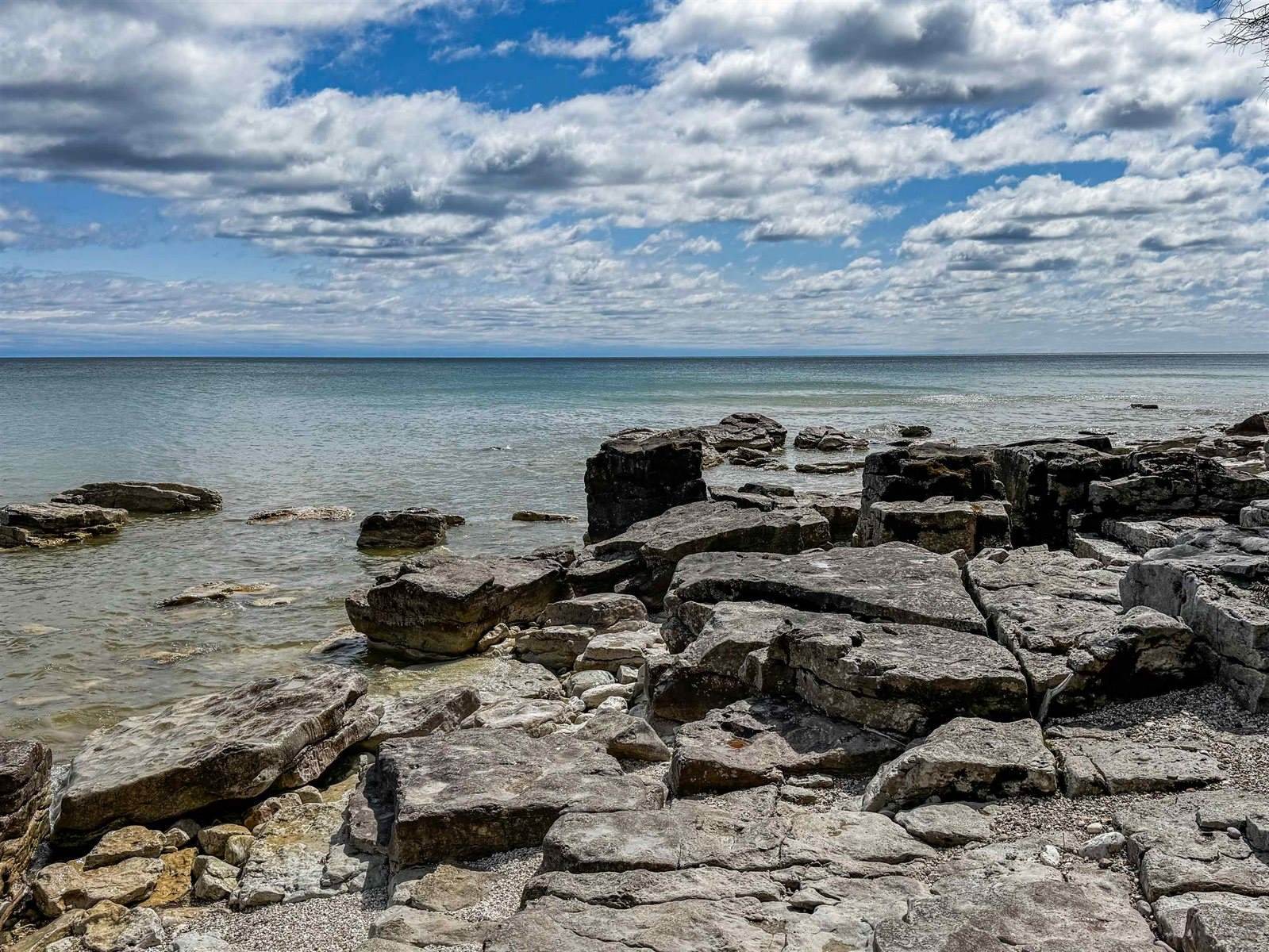 2072 South Lake Michigan Drive, Sturgeon Bay, WI 54235