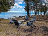 2072 South Lake Michigan Drive, Sturgeon Bay, WI 54235