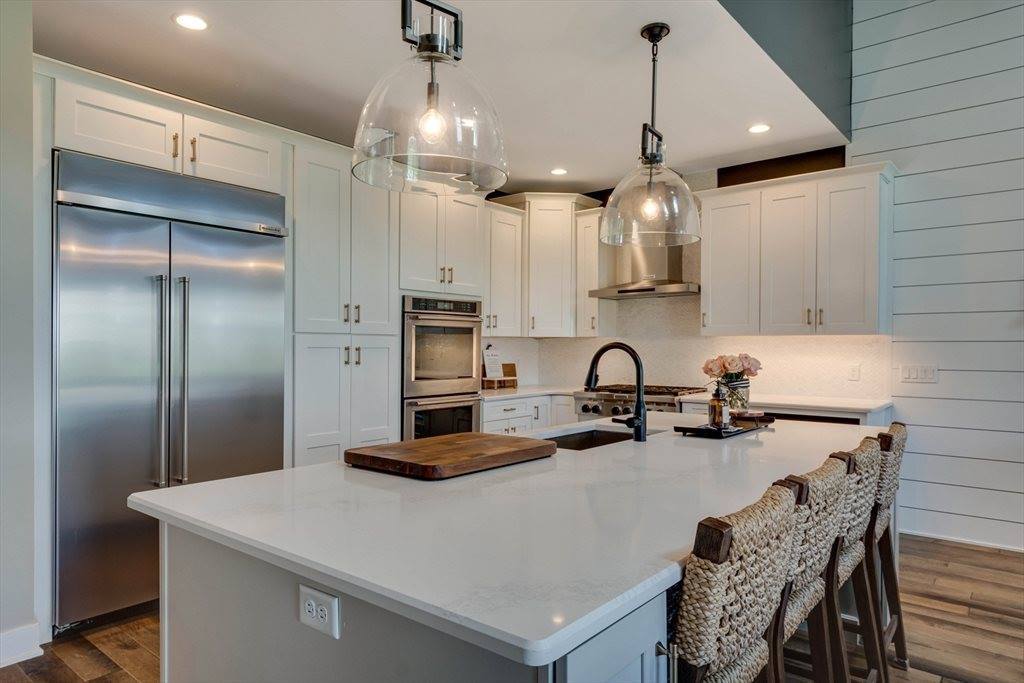 3 Lansing Way, Millis, MA 02054