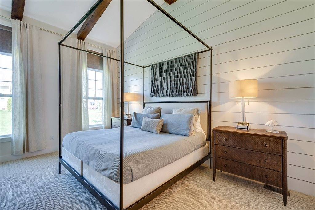 3 Lansing Way, Millis, MA 02054